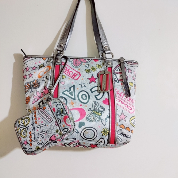 VINTAGE COACH Bandana Graffiti Butterfly Shoulder Tote Bag & Matching Wristlet - Picture 1 of 16